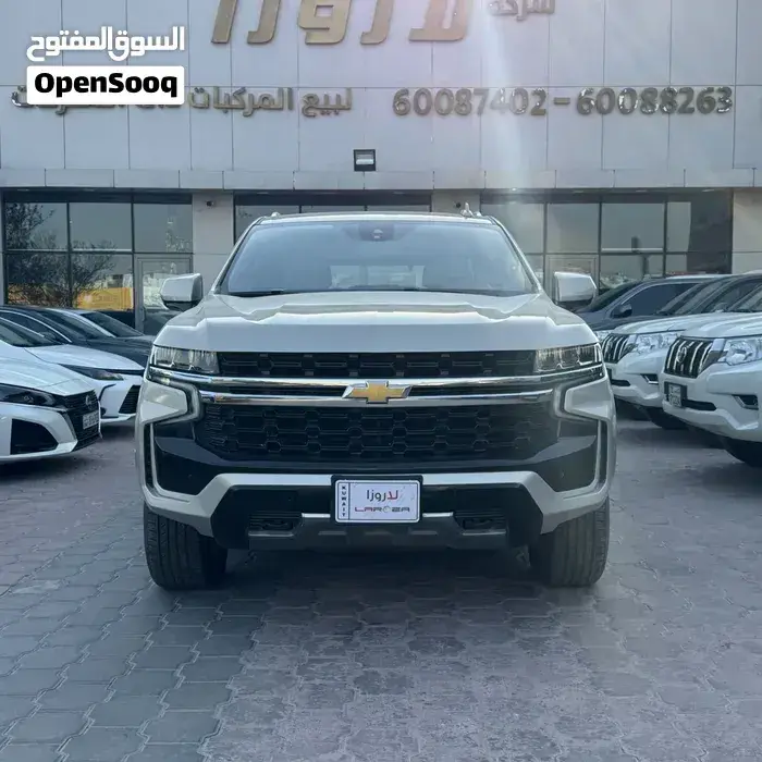 Chevrolet Tahoe 2023 photo 2