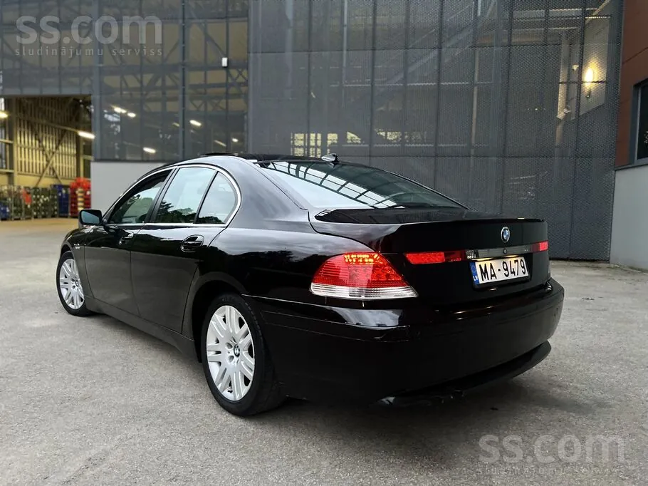 BMW 745 2003 photo 4