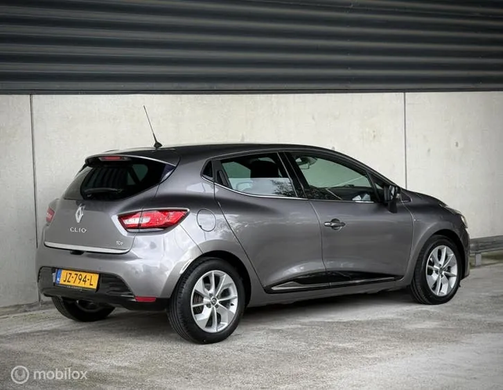Renault Clio 2016 photo 2