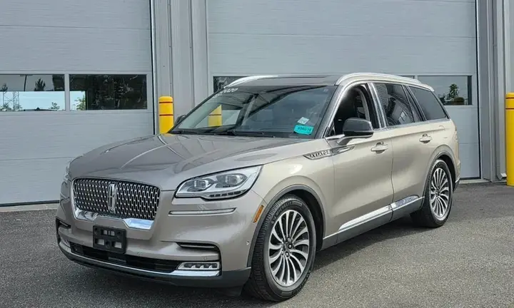 Lincoln Aviator