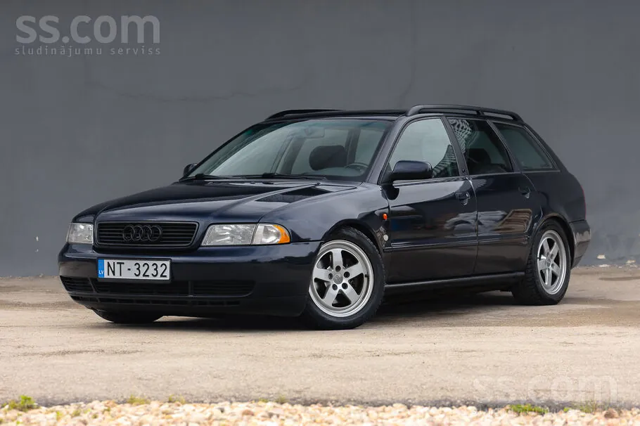 Audi A4 1996 photo 3