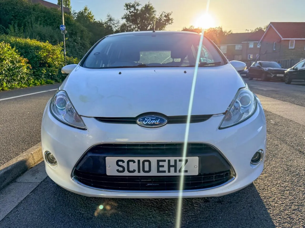 Ford Fiesta 2010 photo 2