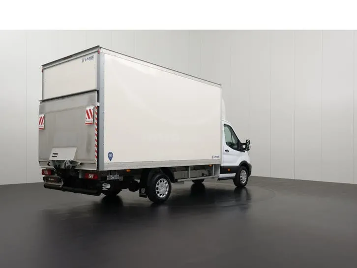 Ford Transit 2024 photo 2