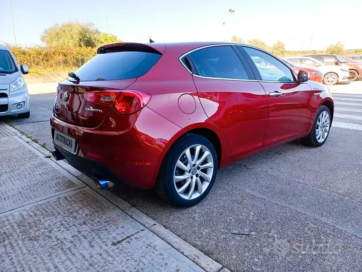 Alfa Romeo Giulietta 2016 photo 4