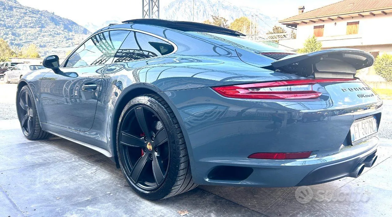 Porsche 911 2018 photo 4