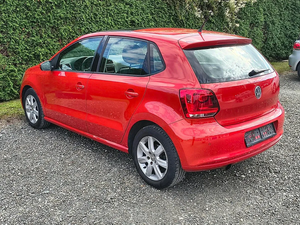 Volkswagen Polo 2011 photo 4