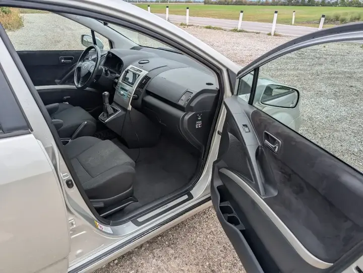 Toyota Corolla Verso 2007 photo 3