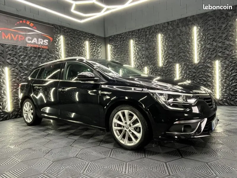 Renault Megane 2017 photo 3