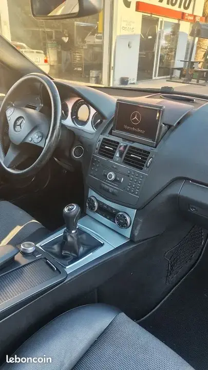 Mercedes-Benz C-Class 2007 photo 3