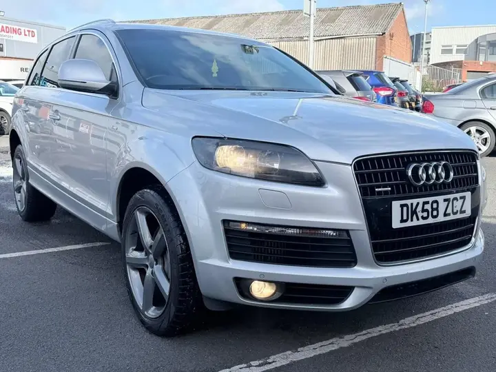 Audi Q7 2008 photo 5