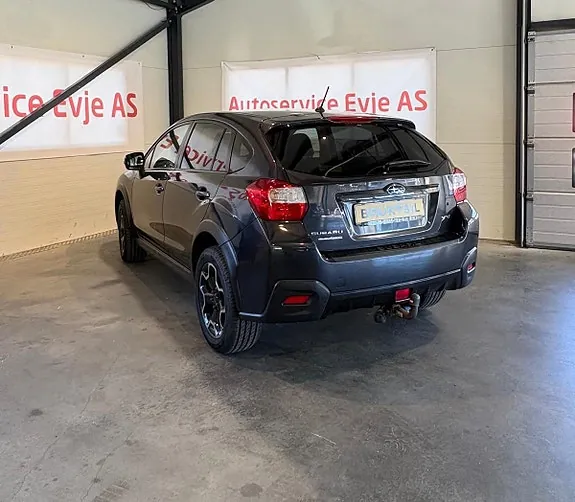 Subaru Xv 2012 photo 5