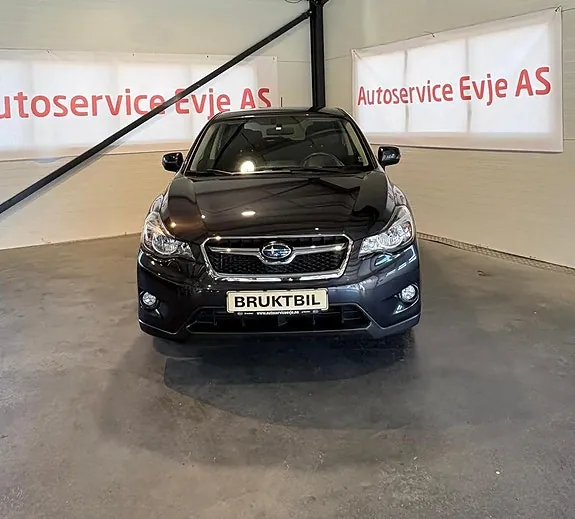 Subaru Xv 2012 photo 2