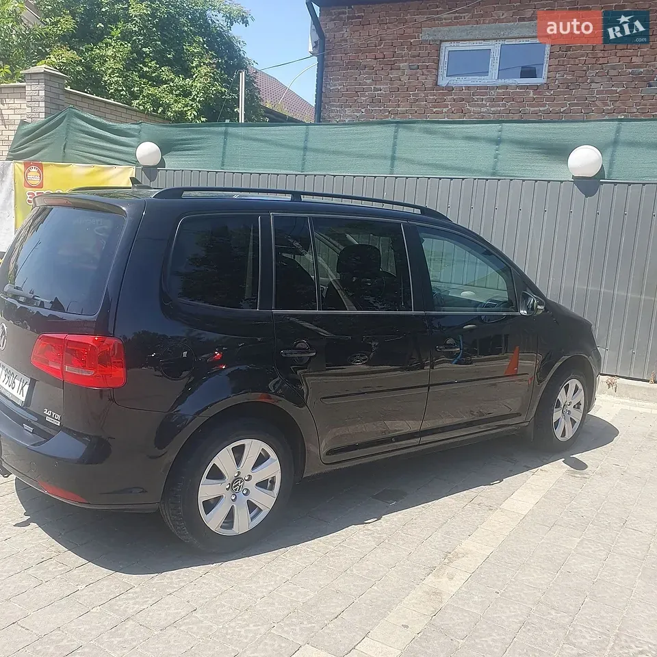 Volkswagen Touran