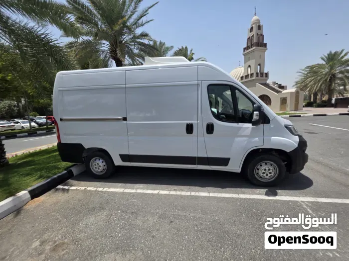 Peugeot Boxer 2023 photo 4