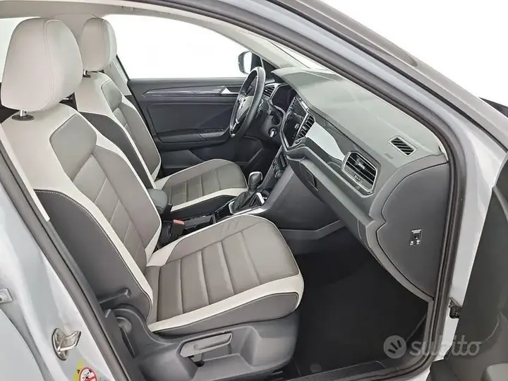 Volkswagen T-Roc 2022 photo 4