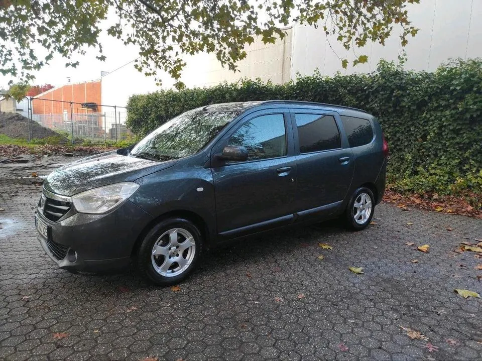 Dacia Lodgy