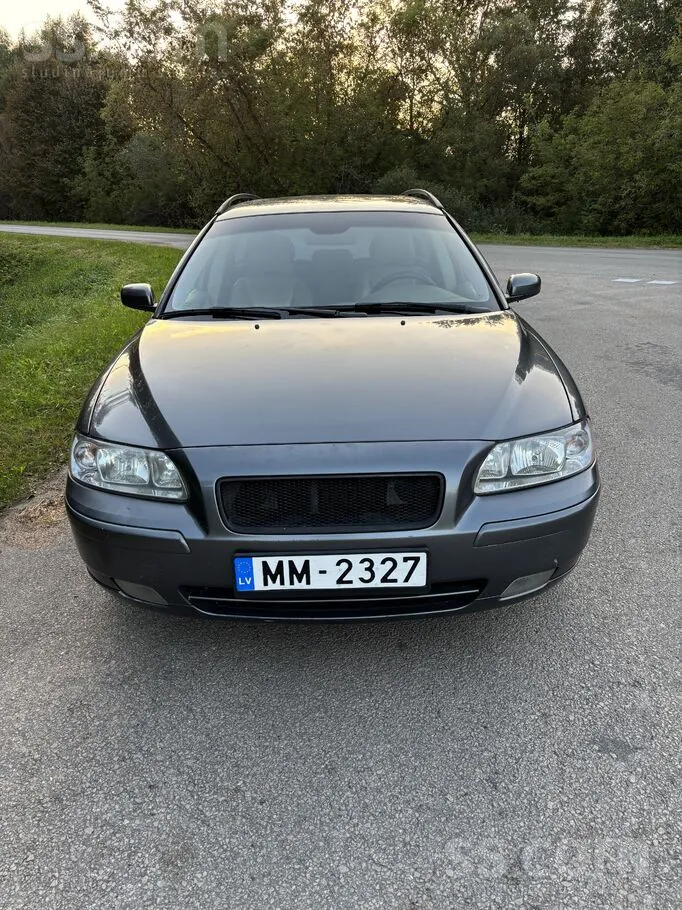 Volvo V70 2005 photo 2