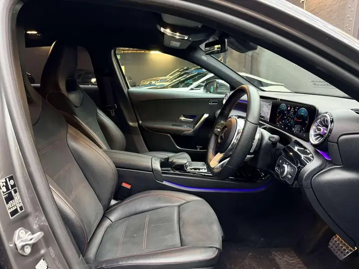 Mercedes-Benz A-Class 2018 photo 4