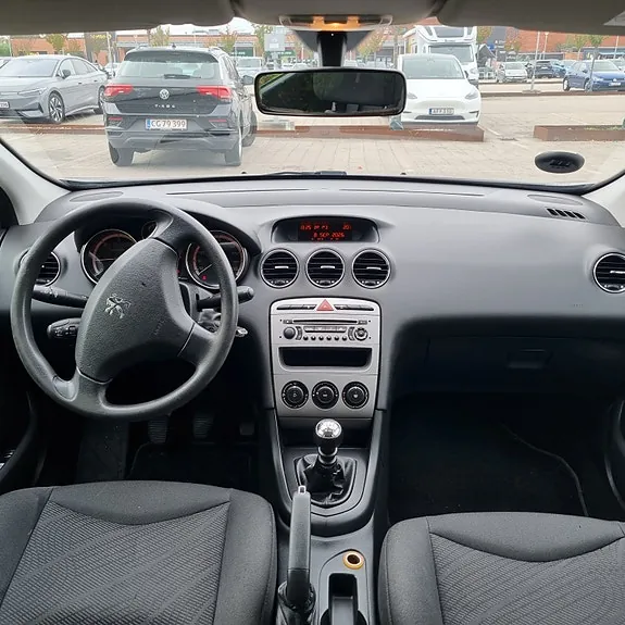 Peugeot 308 2009 photo 4