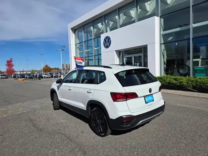Volkswagen Taos 2023 photo 4