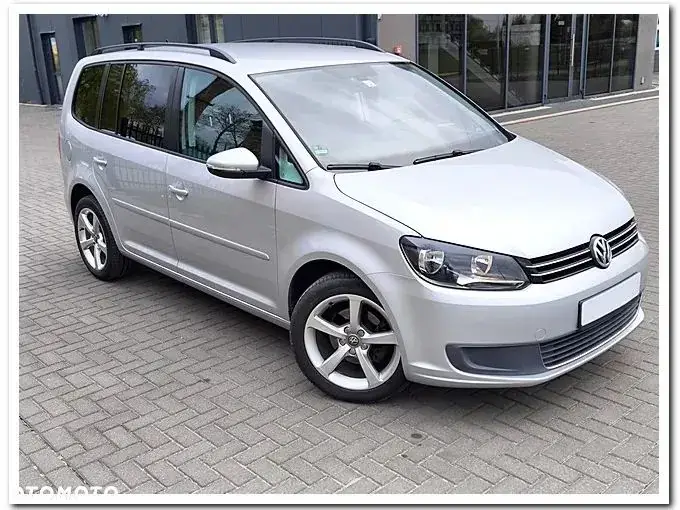 Volkswagen Touran 2012 photo 4