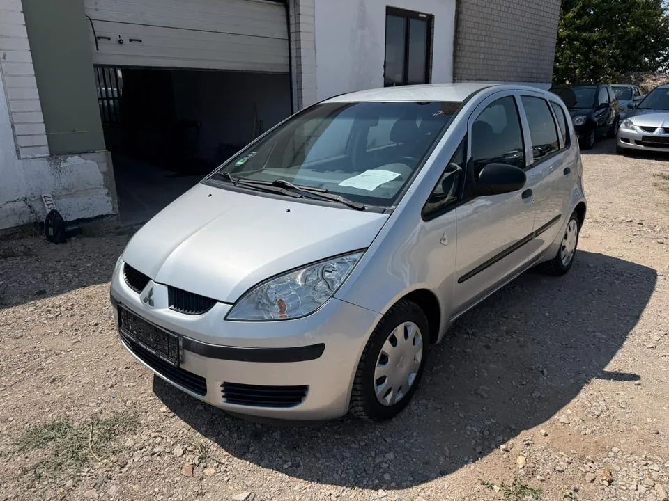 Mitsubishi Colt