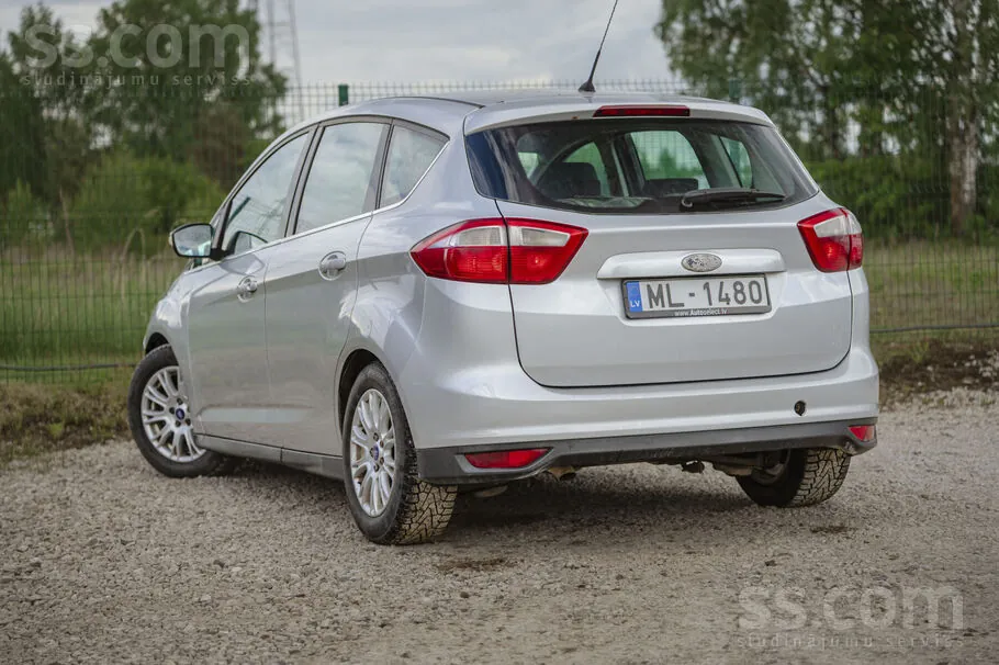 Ford C-Max 2011 photo 4