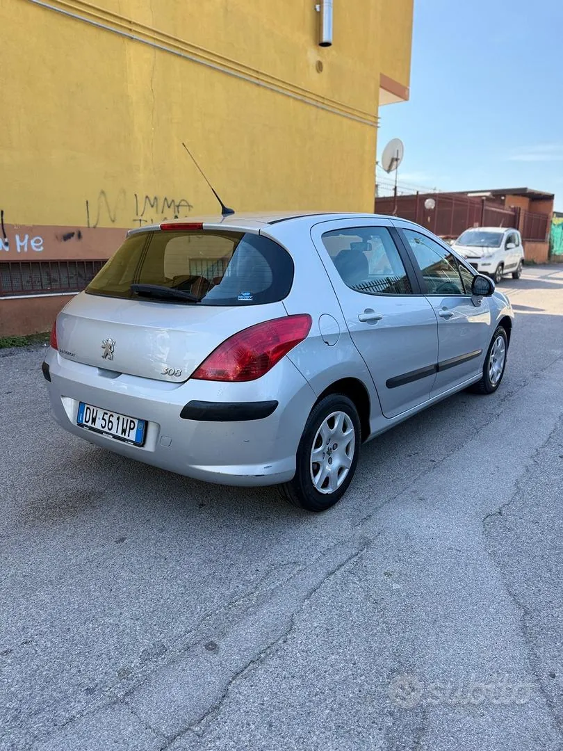 Peugeot 308 2009 photo 4