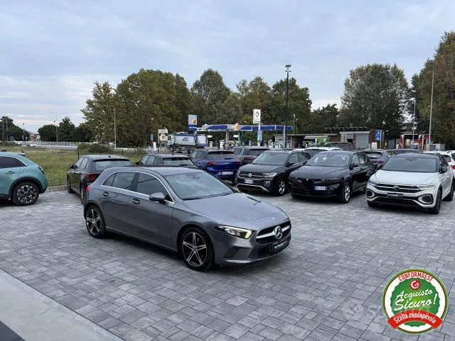 Mercedes-Benz A 180 2018 photo 5