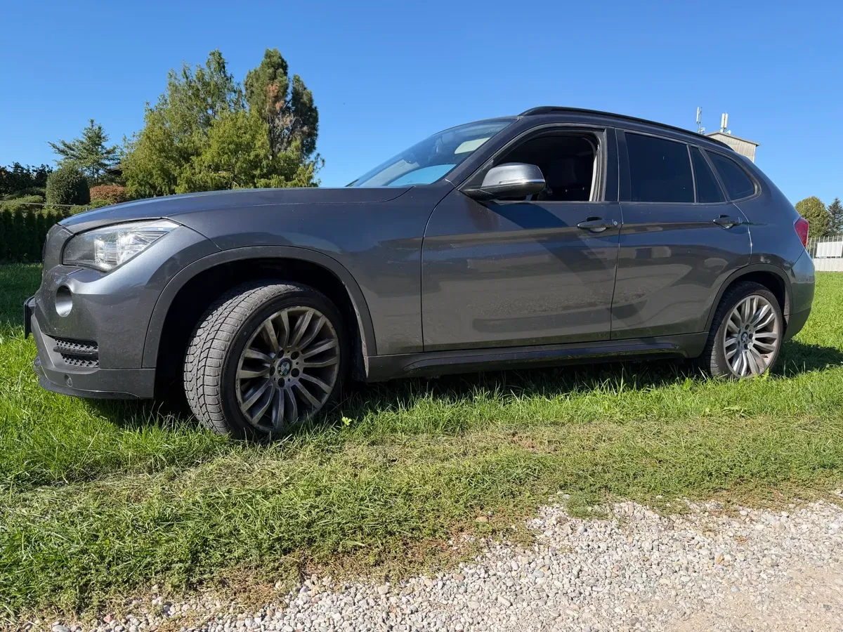 BMW X1 2014 photo 2