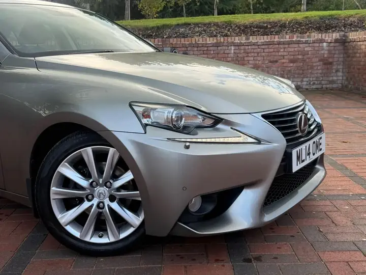 Lexus Is 2014 photo 4