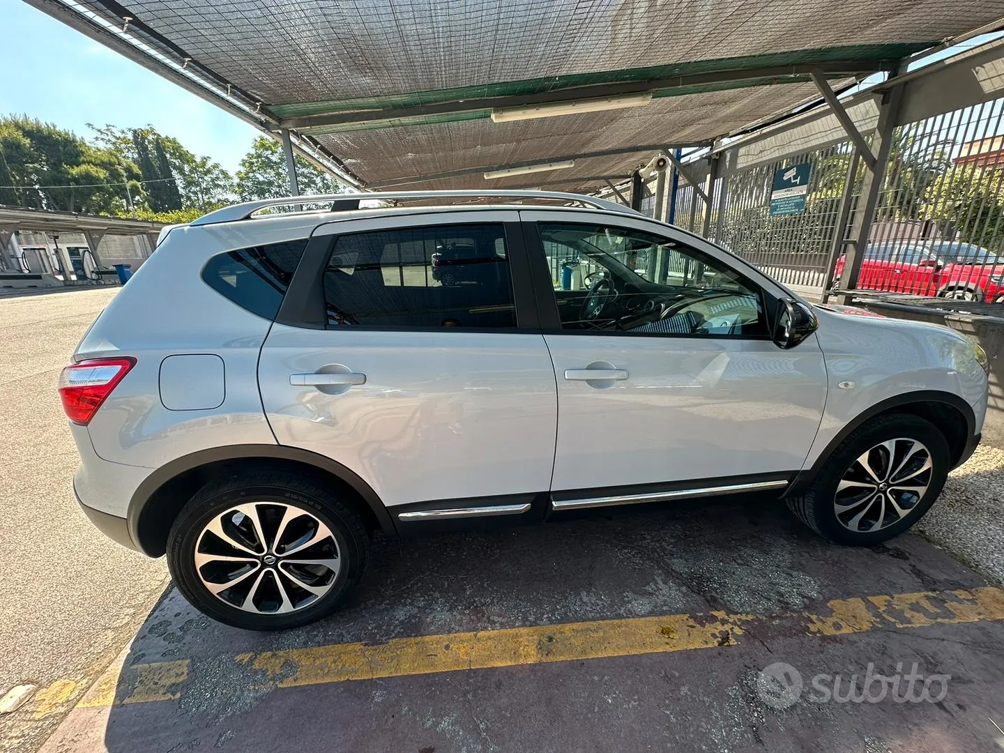 Nissan Qashqai 2012 photo 4