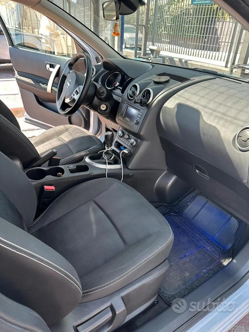 Nissan Qashqai 2012 photo 5