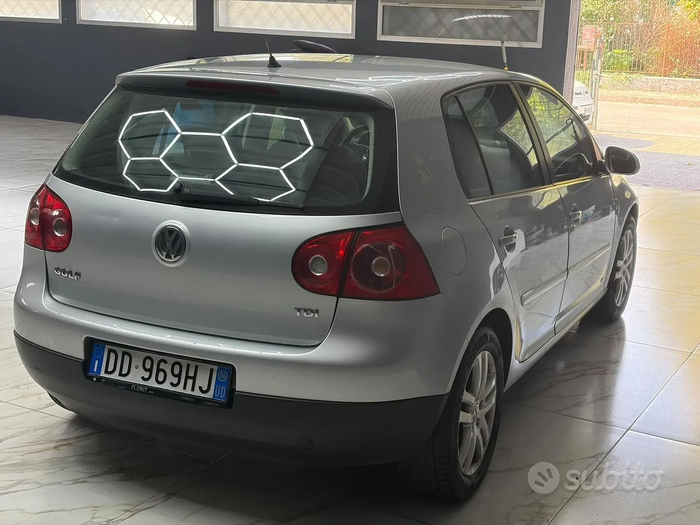 Volkswagen Golf 2006 photo 2