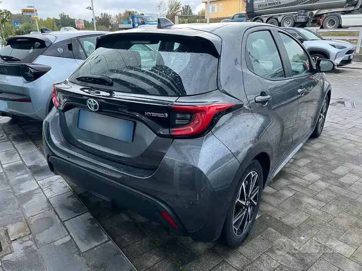 Toyota Yaris 2022 photo 4