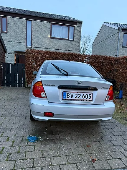Hyundai Accent 2005 photo 3
