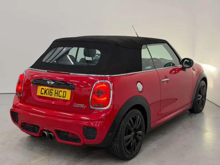 Mini Cooper S 2016 photo 3