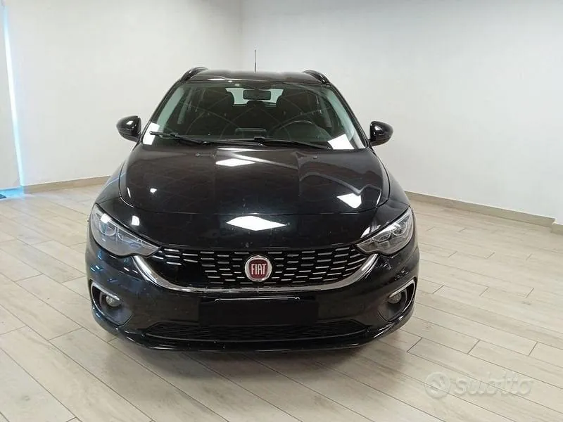 Fiat Tipo 2017 photo 2