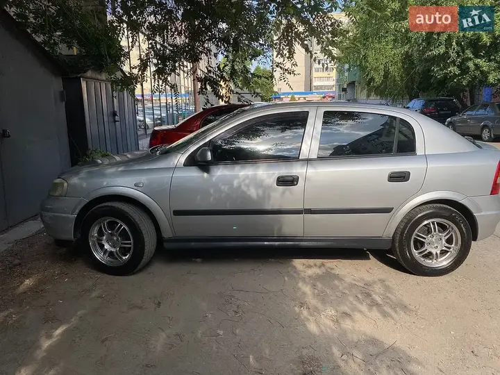 Opel Astra 2002 photo 3