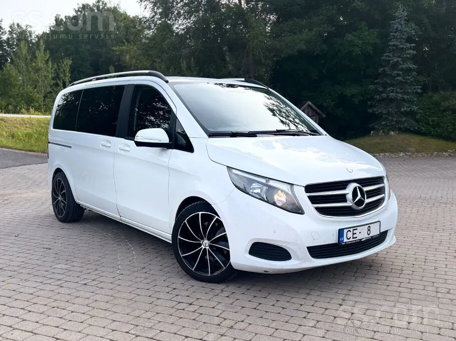 Mercedes-Benz V220