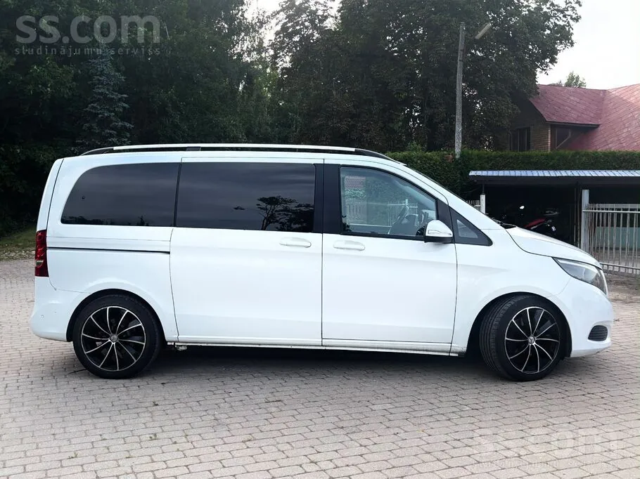 Mercedes-Benz V220 2015 photo 5