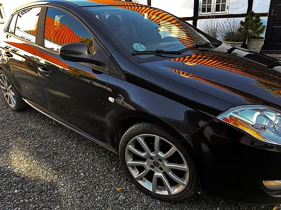 Fiat Bravo 2009 photo 2