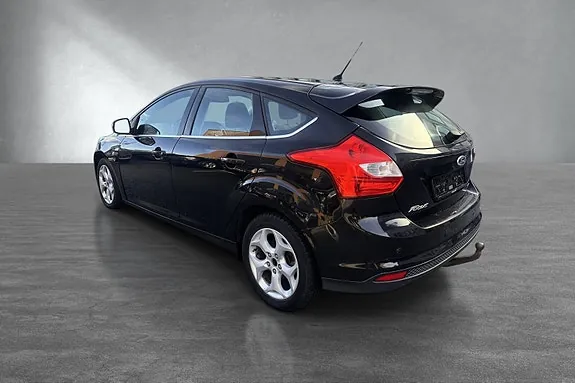 Ford Focus 2012 photo 3