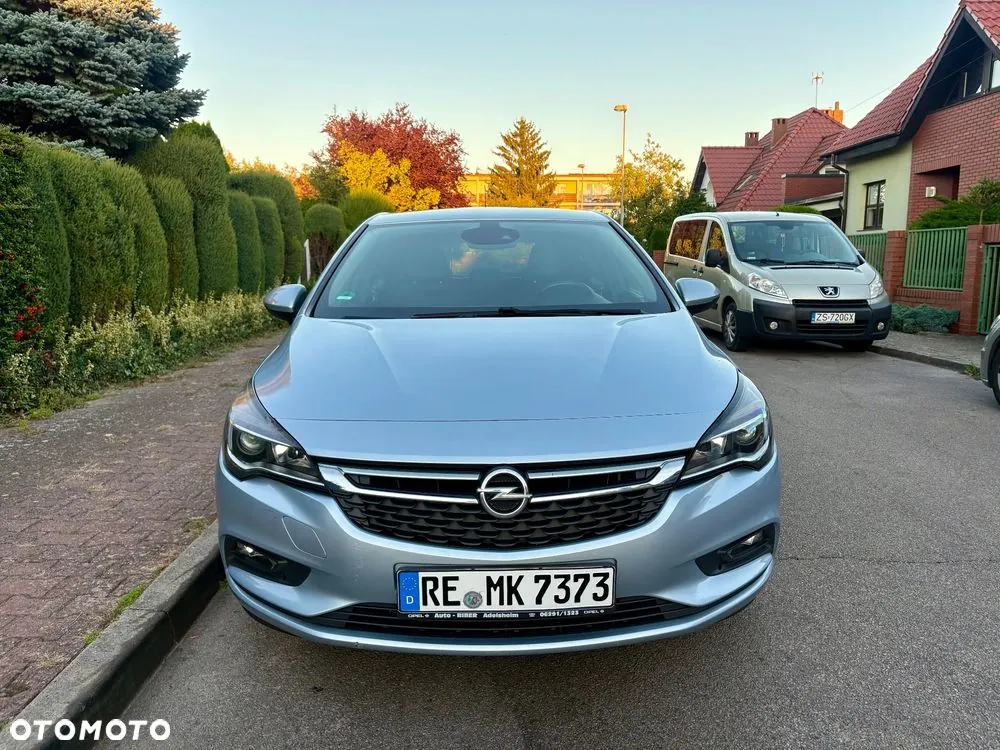 Opel Astra 2016 photo 2