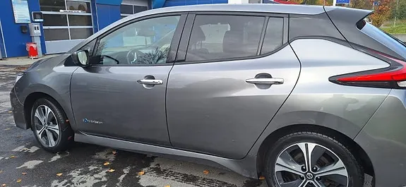 Nissan Leaf 2021 photo 4
