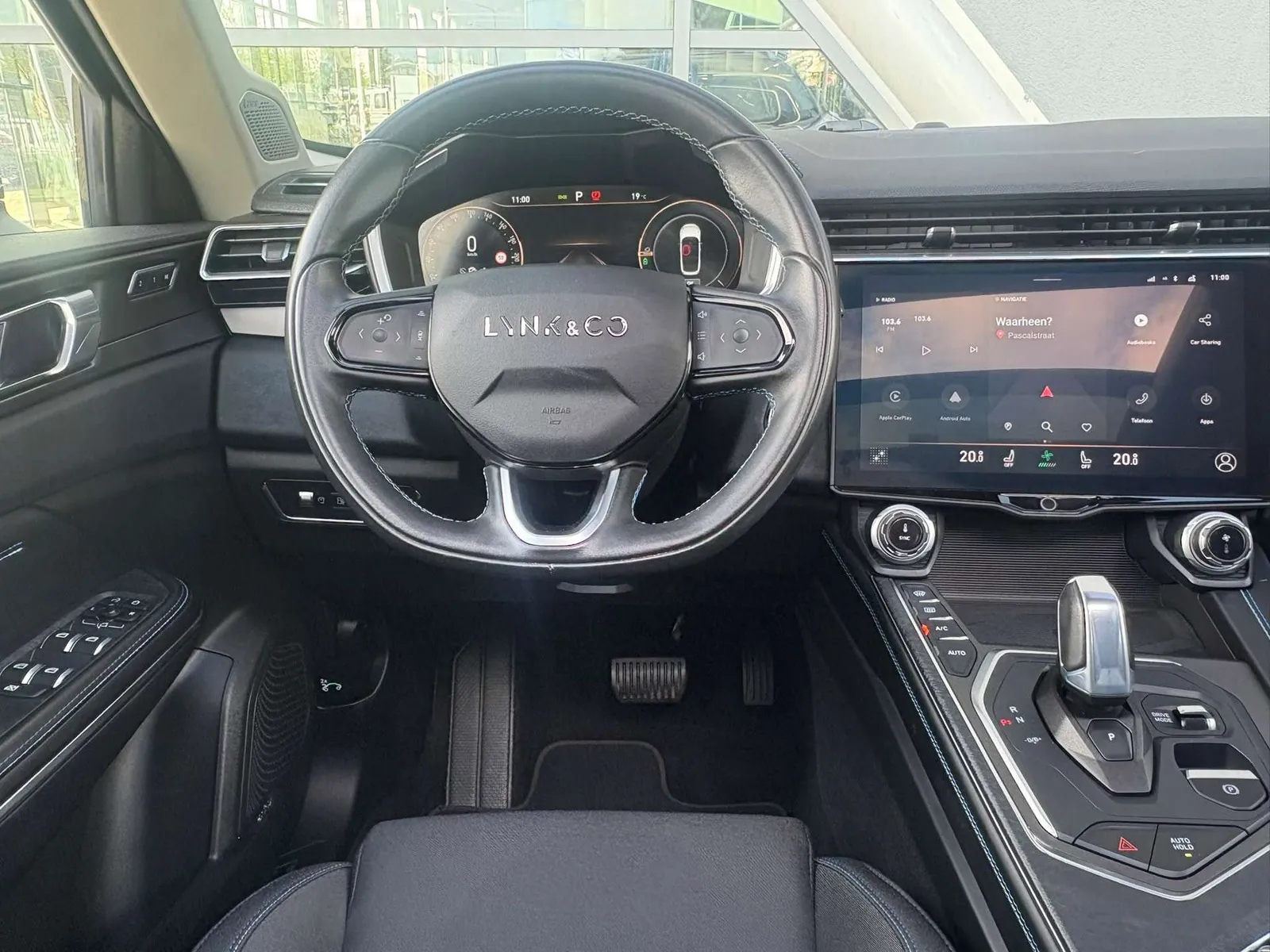 Lynk & Co 01 1.5 Plug In Hybride 2022 photo 5