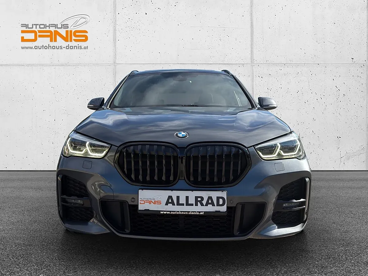 BMW X1 2019 photo 2