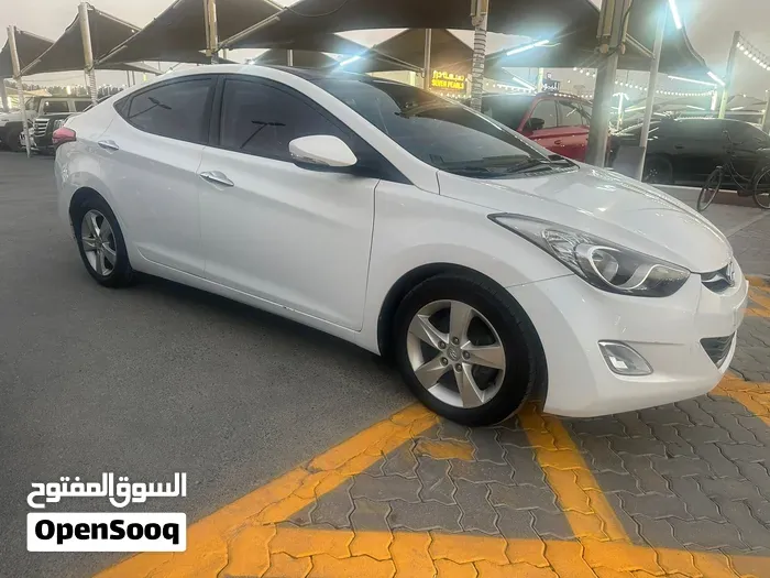 Hyundai Avante 2012 photo 3