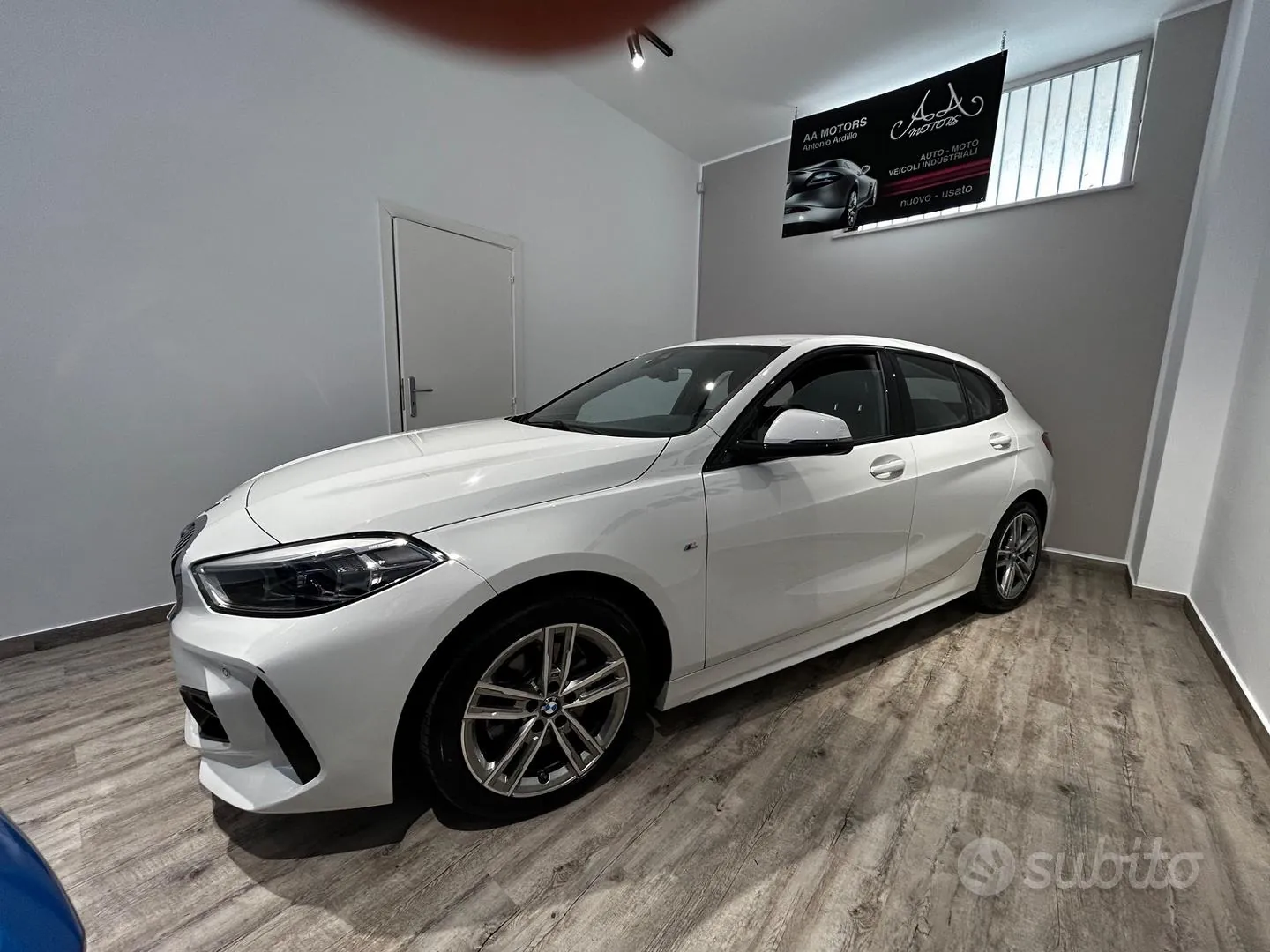 BMW 1 Series 2021 photo 2