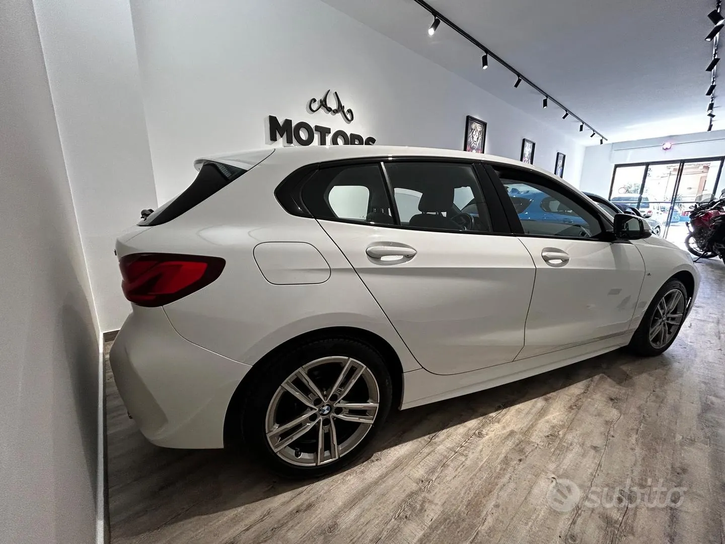 BMW 1 Series 2021 photo 3